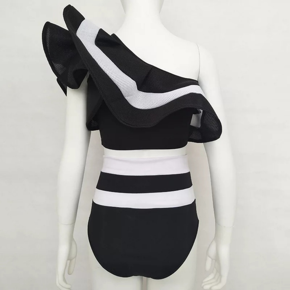 🎉Restocked S-L🎉Black off shoulder bikini set! - Picture 4 of 4